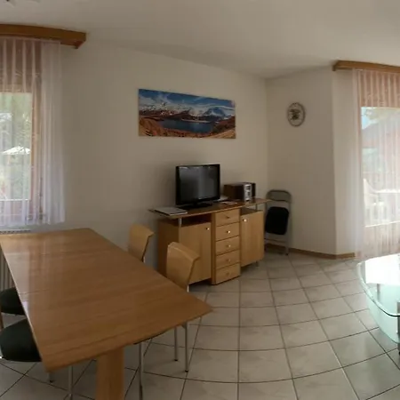 Residenz Darianne דירה *