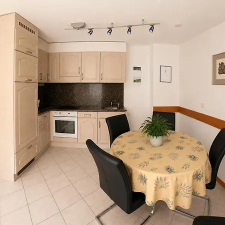 Apartamento Residenz Darianne *